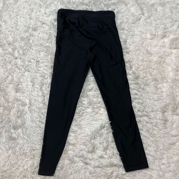 Under Armour Leggings Women's Small Black Compression HeatGear Crop Pocket - Picture 3 of 5